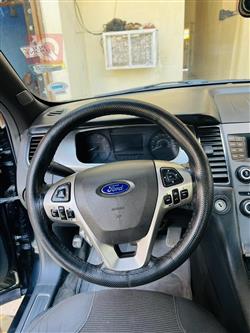 Ford Taurus